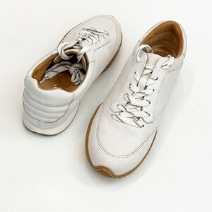 BORN Alma Leather Cream Textured Gum Sole Lace Up Sneakers Women’s Size 8.5